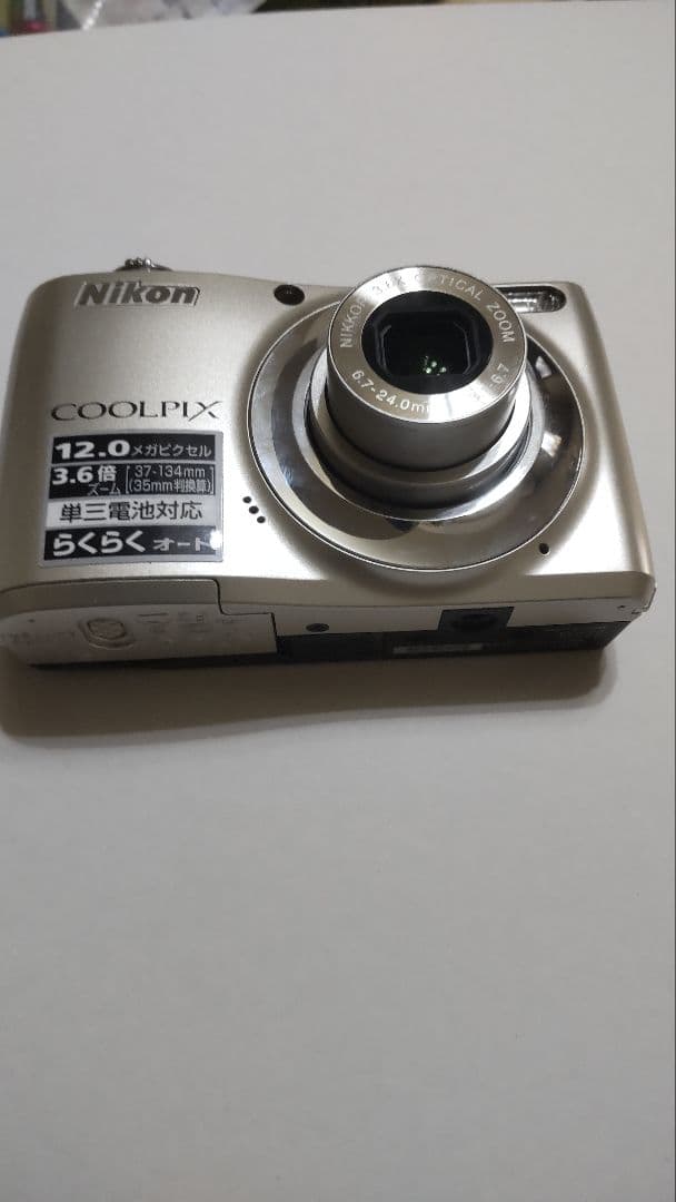 ニコンCOOLPIX L22