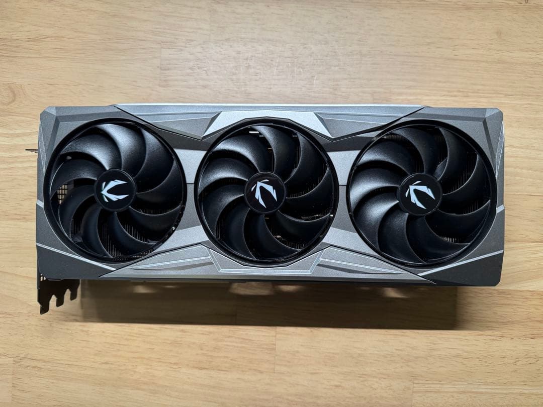 グラフィックボード・グラボ・ビデオカード ZOTAC GeForce RTX 4070 Ti Super