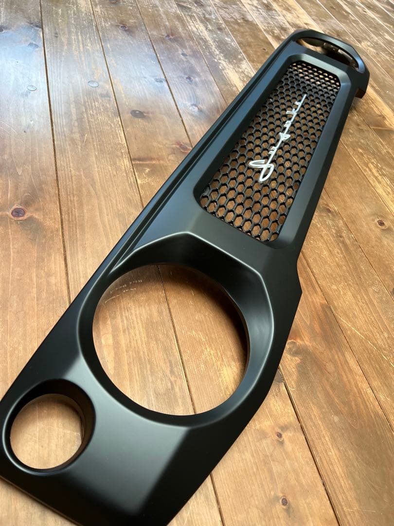 新型ジムニー　jb64 74 マットブラック　グリル　板金塗装