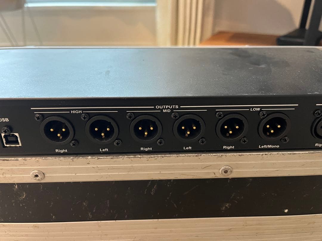 DBX Dack PA+ マルチプロセッサー中古品　1Uラックおまけ付