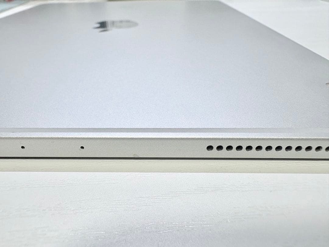 Apple iPad Pro 11インチ第一世代　256GB シルバー