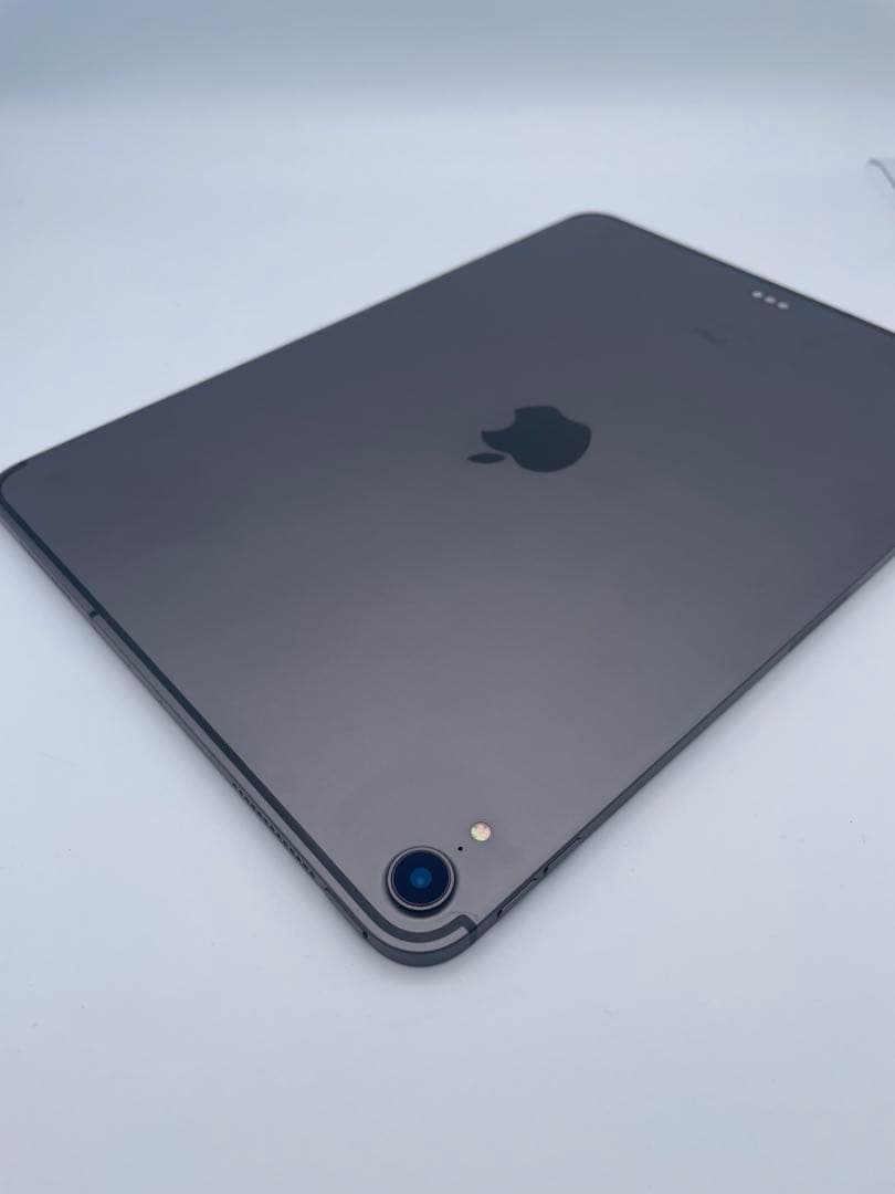 美品 iPad pro 11 本体 256 Wi-Fi + Cellular