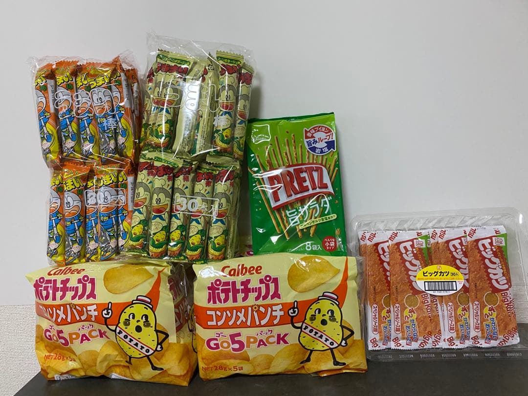 【お菓子BOX40個25種類】ポテトフライ、フェットチーネグミ、チョコあ〜んぱん