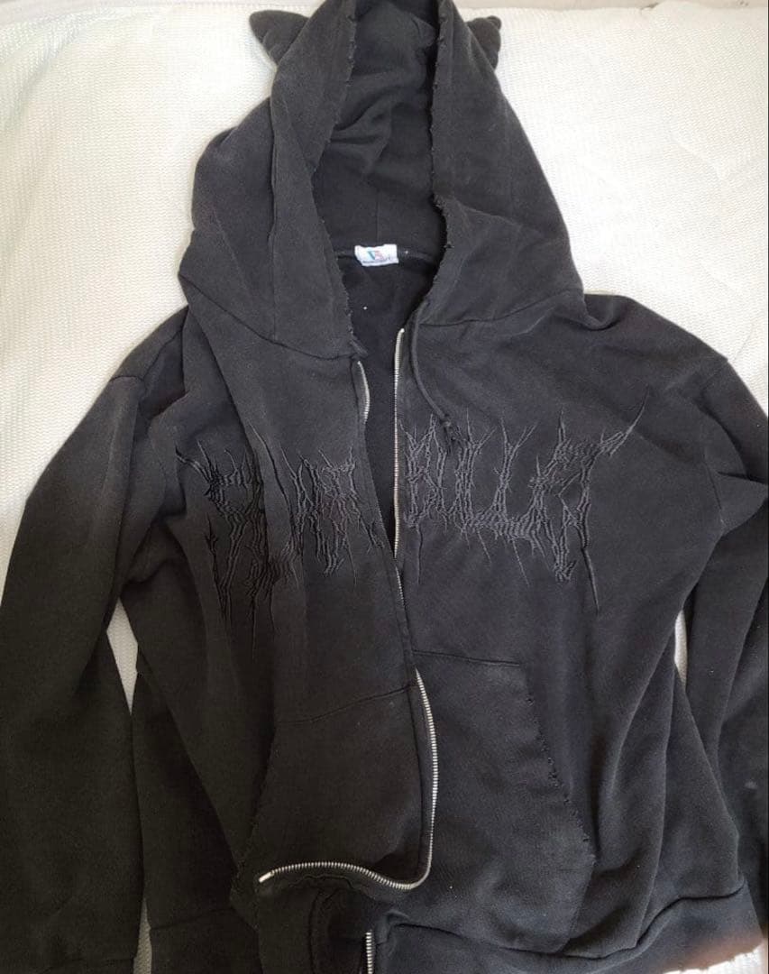 VOLCAN&APHRODITE ネコ耳ピグメントZⅠPパーカー