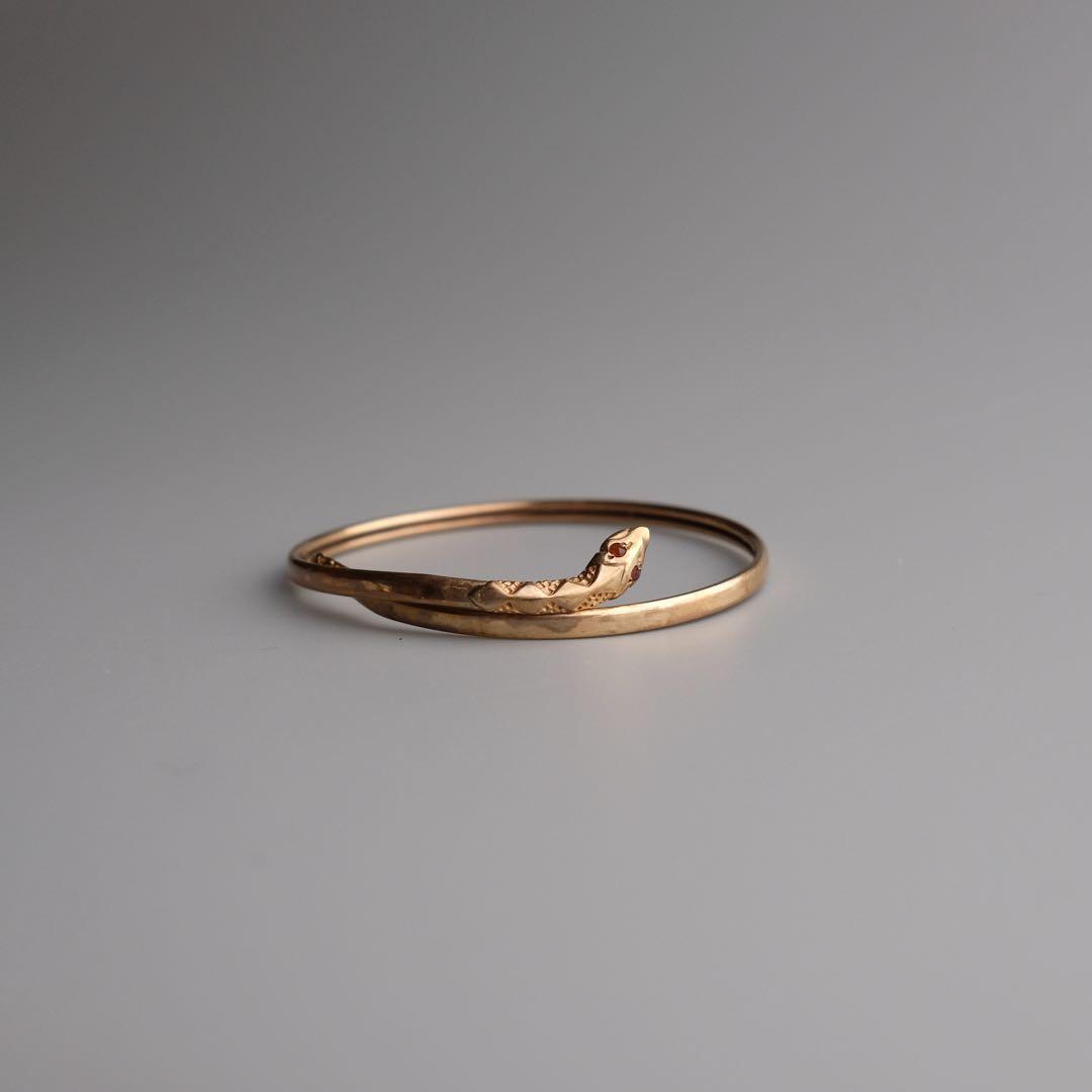 イギリス製ヴィンテージの9Kゴールド製スネークバングル