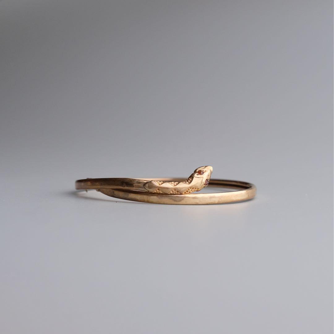 イギリス製ヴィンテージの9Kゴールド製スネークバングル