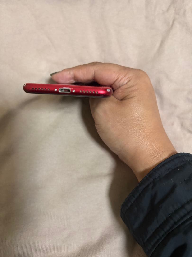 iPhone SE2 Simフリー 128GB RED バッテリー100%