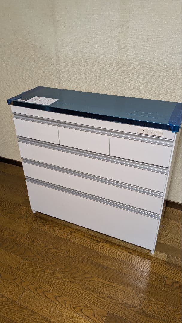 最終値下げ　キッチンカウンター 薄型 天板ステンレス鏡面仕上げ ４段 幅90 白