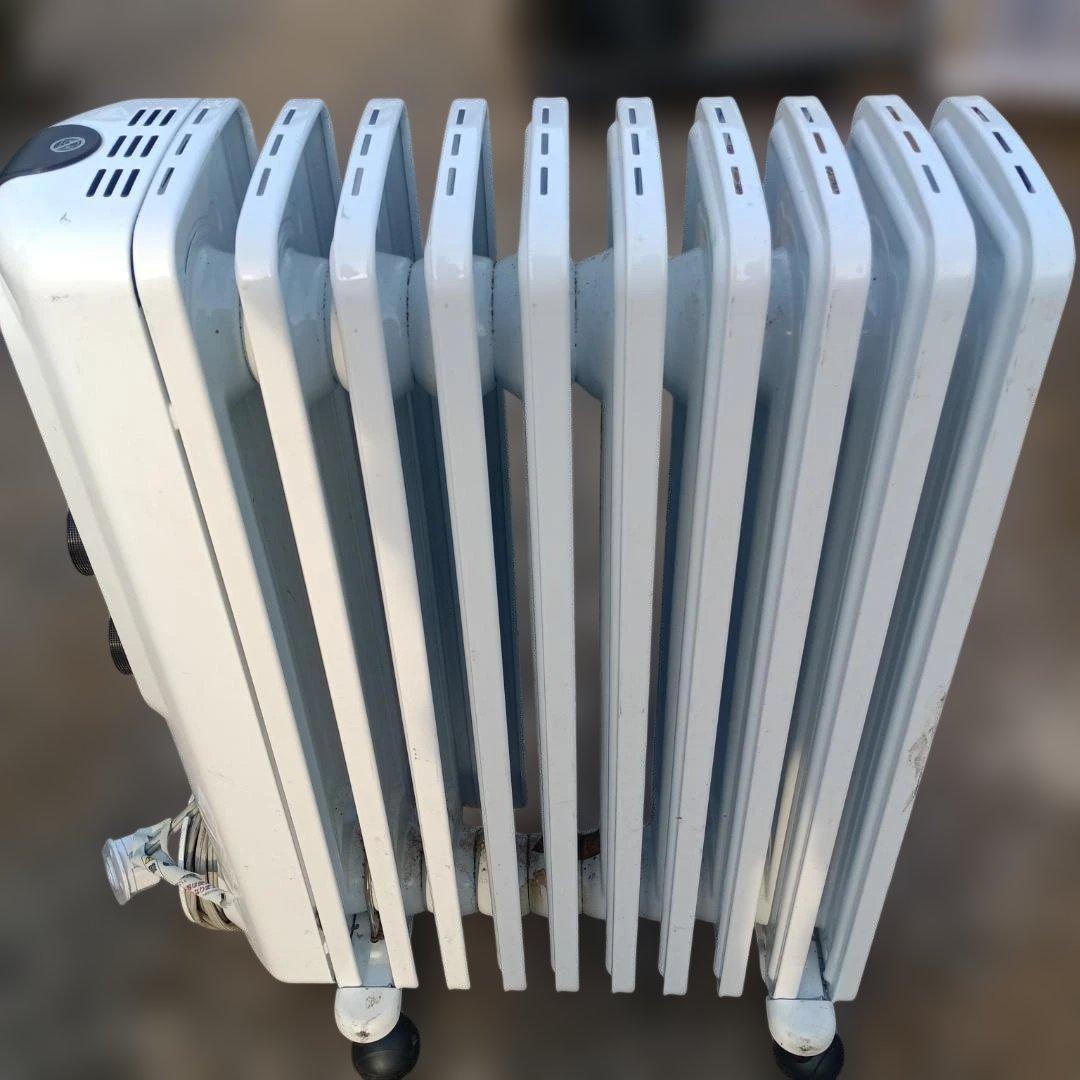 7014)デロンギ　オイルヒーター　RHJ35M1015-BK