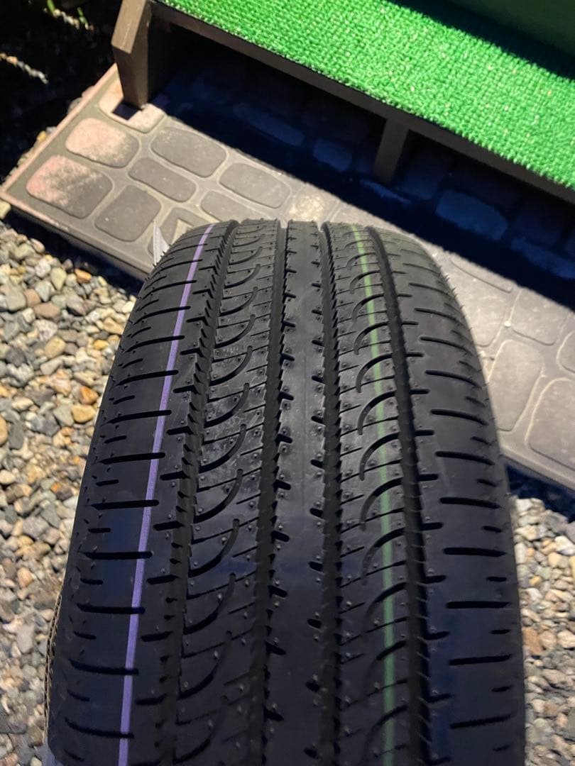 新品デリカD5 タイヤ・ホイールセット 18インチ