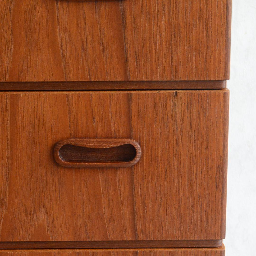 デンマーク 北欧ヴィンテージ チーク４段チェスト 北欧家具 タンス 北欧デザイン
