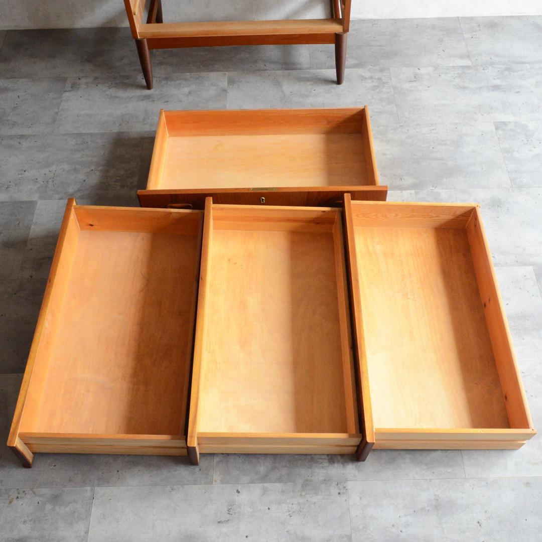 デンマーク 北欧ヴィンテージ チーク４段チェスト 北欧家具 タンス 北欧デザイン