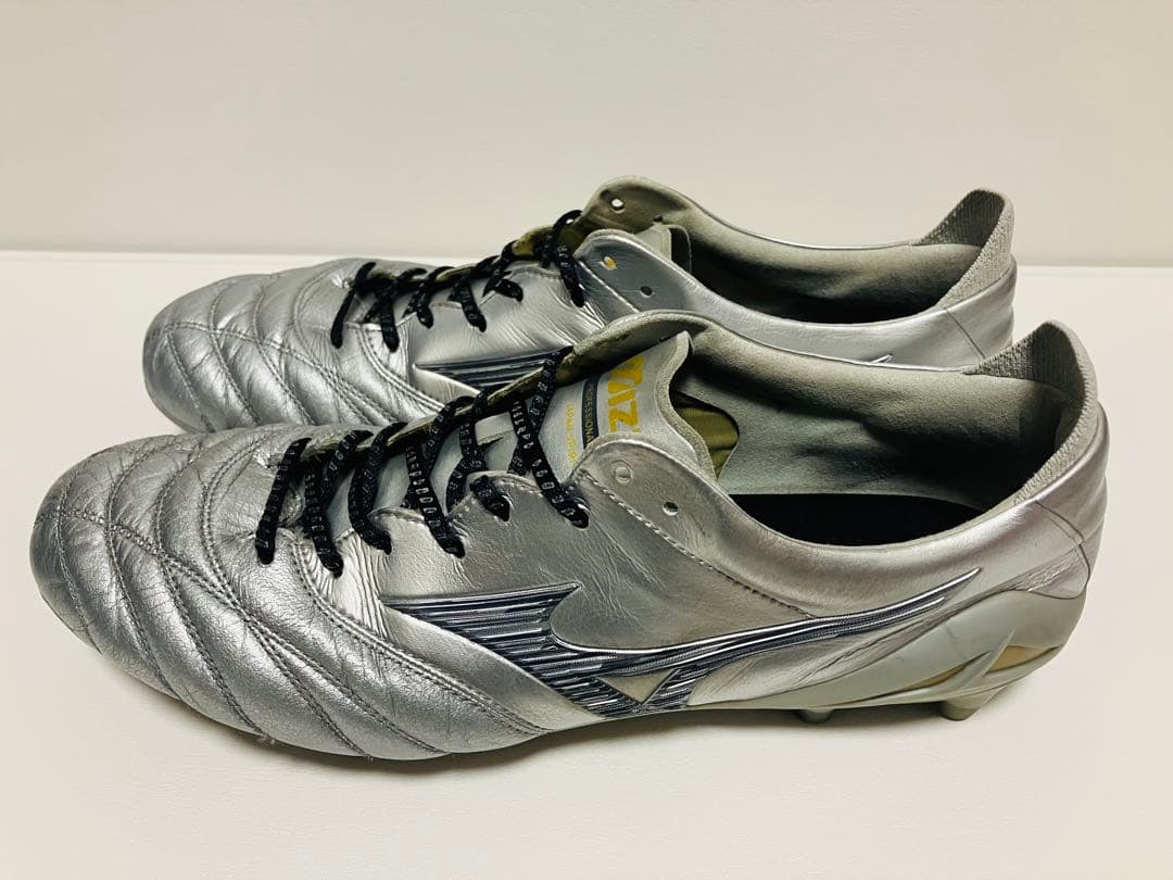 【再値下げ】モレリアネオIV JAPAN 限定カラー　27.5cm