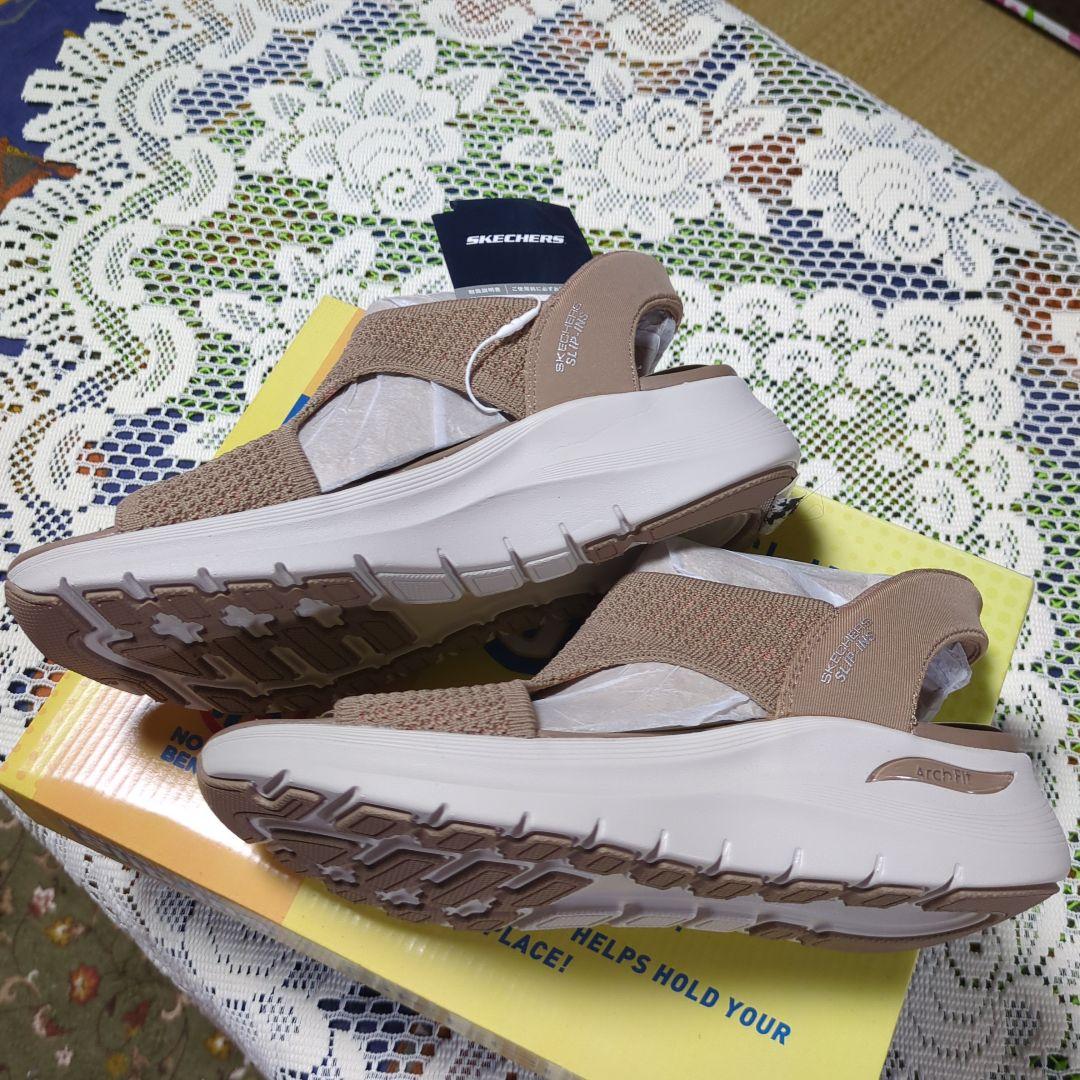 （美品）SKECHERS サンダル 色　モカ　サイズ25センチ
