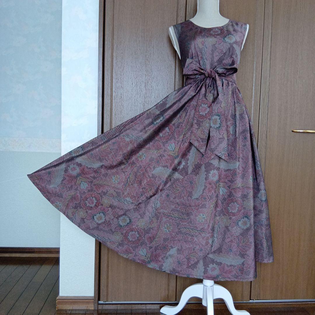 着物リメイク＊本場大島紬　草花柄ワイン＊ノースリーブテント型フレアーワンピース