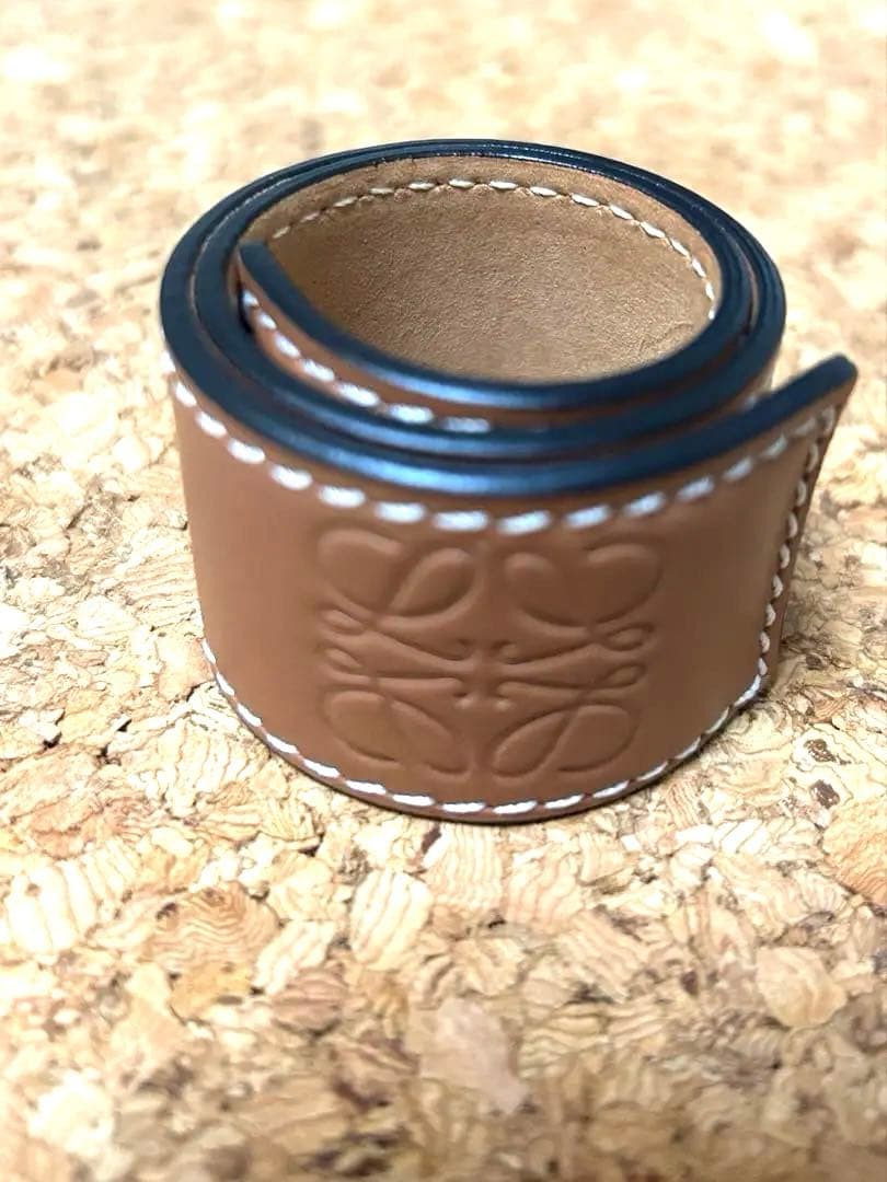 LOEWE ロエベ スラップブレスレット タン