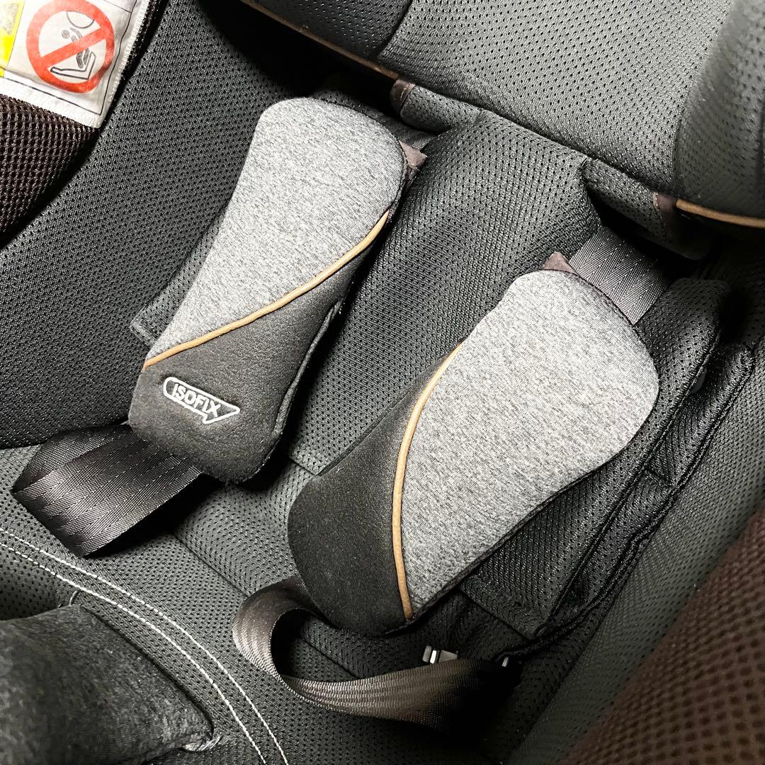 【極美品】アップリカ クルリラプロテクト 美品 クッション完備 ISOFIX