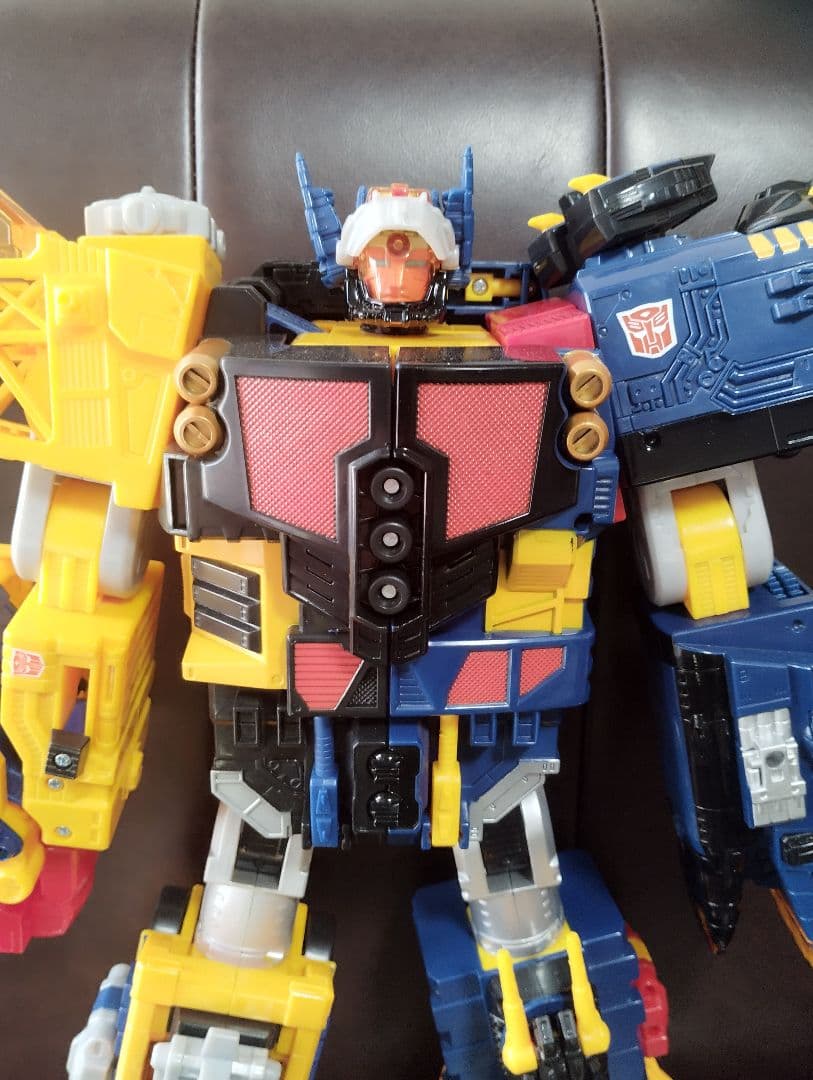 オメガスプリーム　トランスフォーマー　スーパーリンク