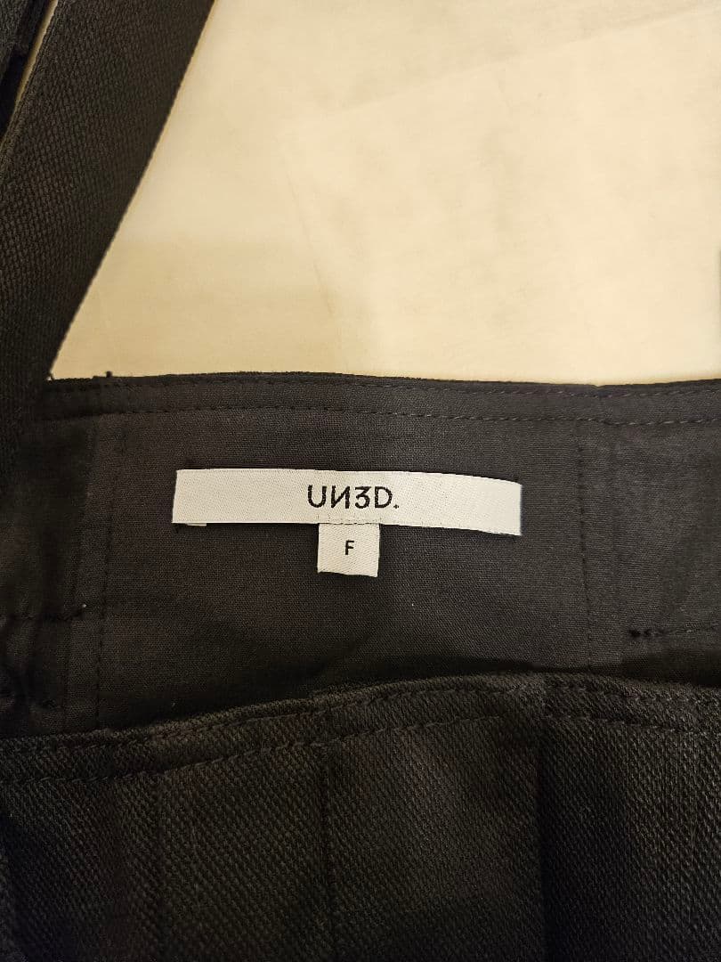 トップス UN3D. CORSET DETAIL BELT