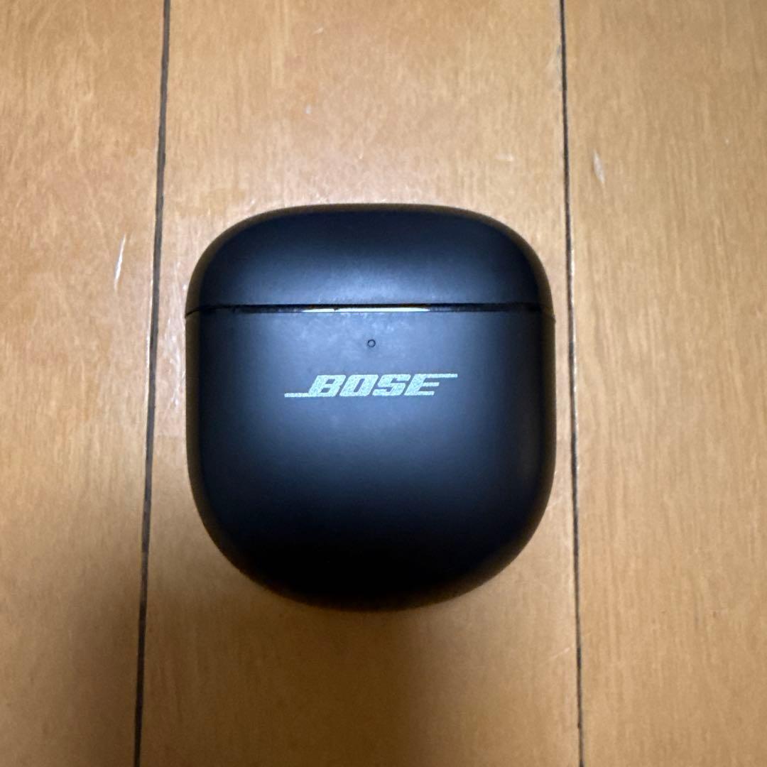 Bose QuietComfort Ultra ワイヤレスイヤホン　ケース付き