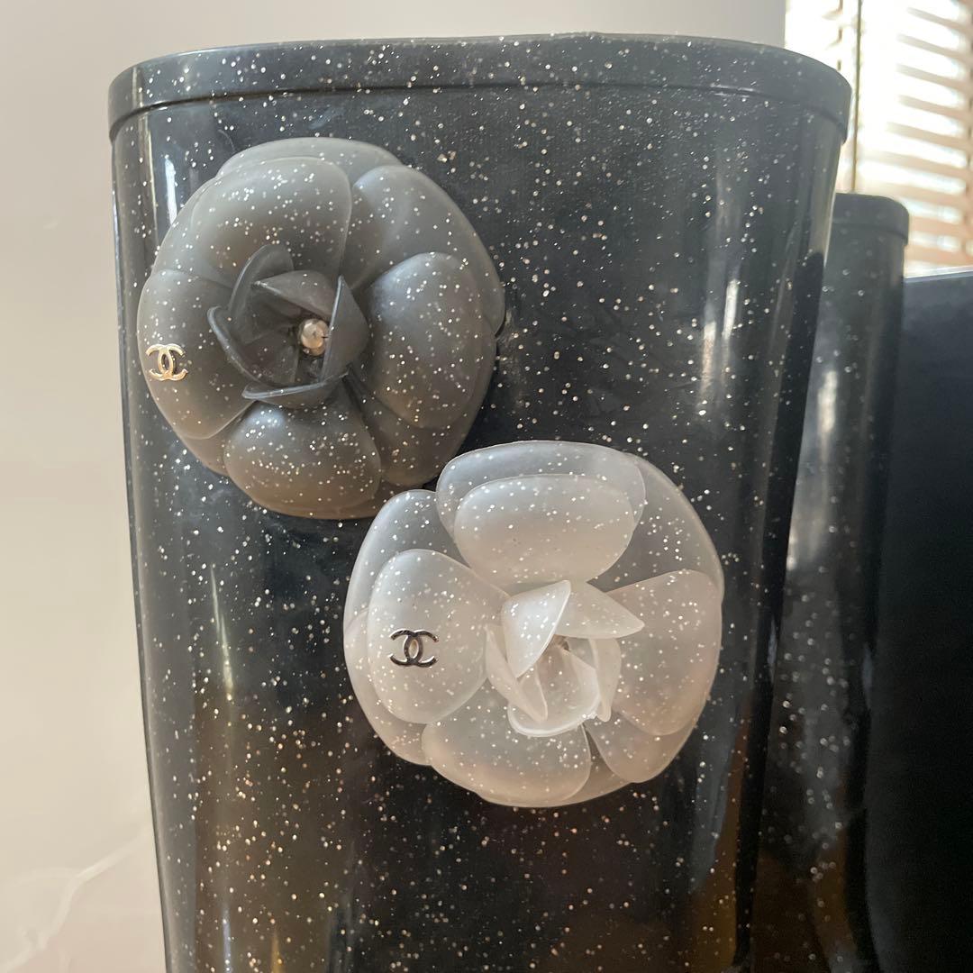 CHANEL レインブーツ　希少シルバーラメ入りカメリア37 極美品