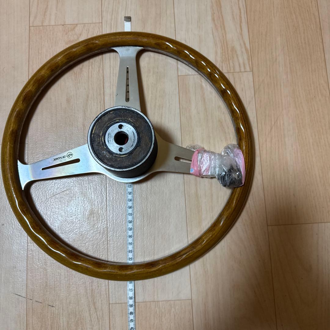 マリリンももロー momo ステアリング ハンドル 3スポーク ウッド