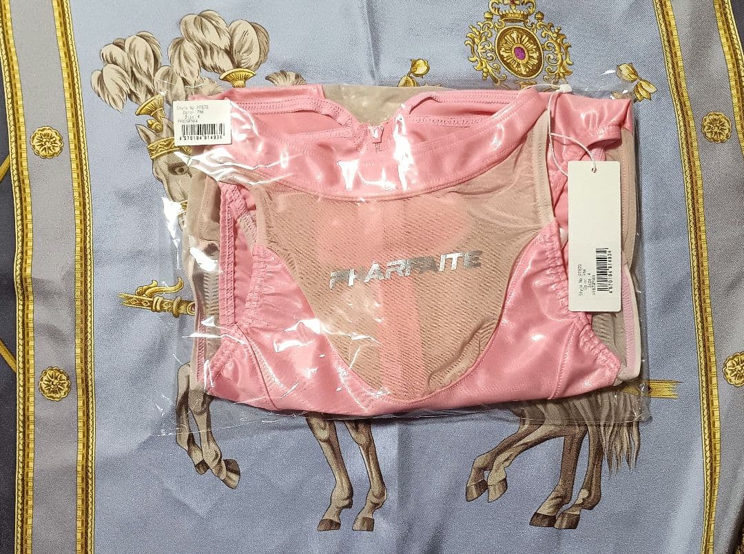 パルフェットSGS×HORSE-SHOEバックファスナースイムウェアPF679☆