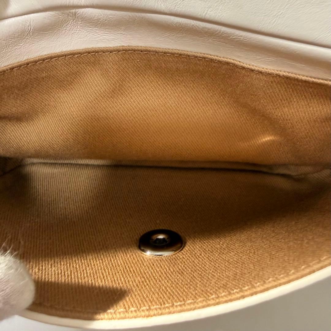 CHANEL シャネル ココマーク チェーン ショルダーバッグ マトラッセ 白