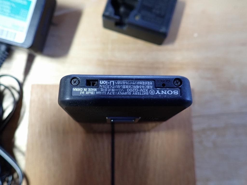 SONY ワンセグTV 対応FMステレオ　AMラジオ　 XDV-G200