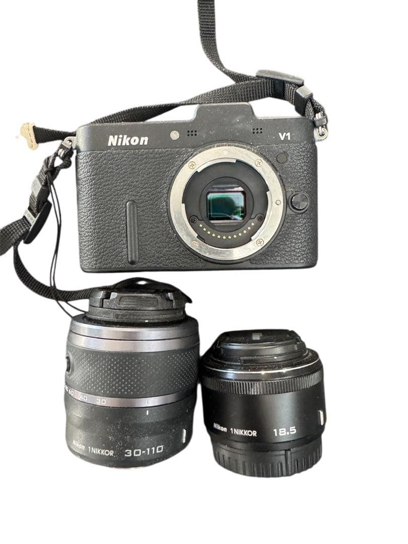 Nikon V1 ミラーレスカメラ レンズ2つ付き