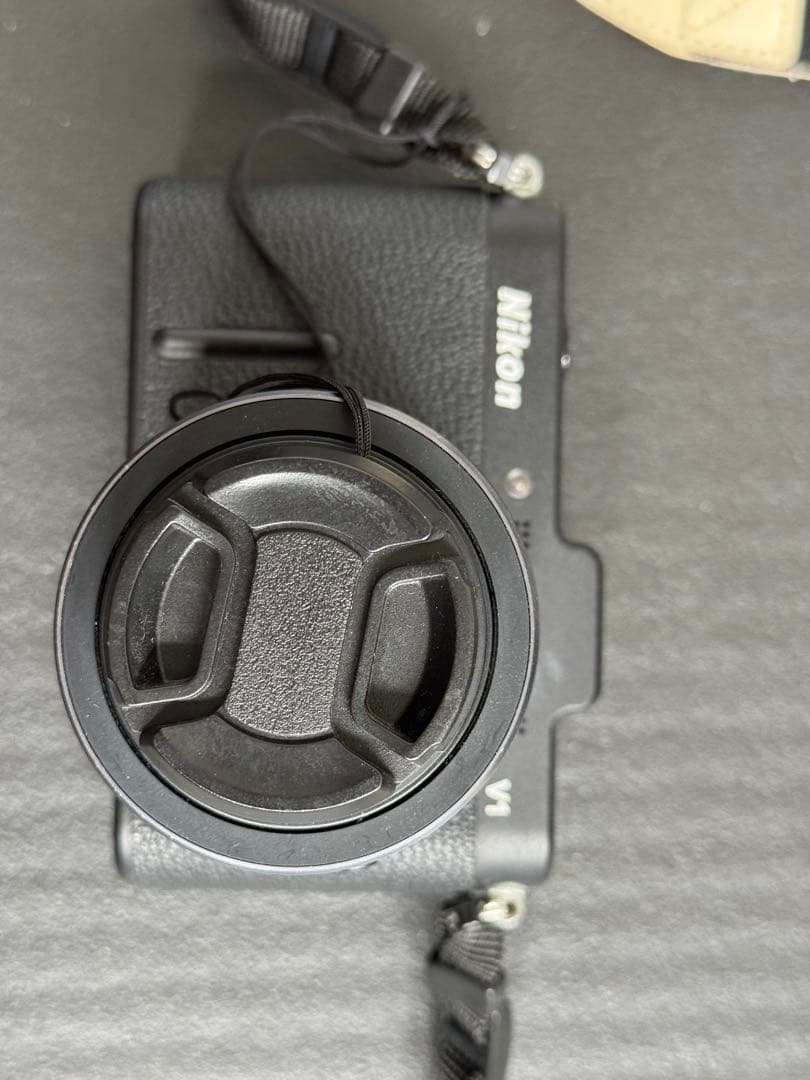 Nikon V1 ミラーレスカメラ レンズ2つ付き