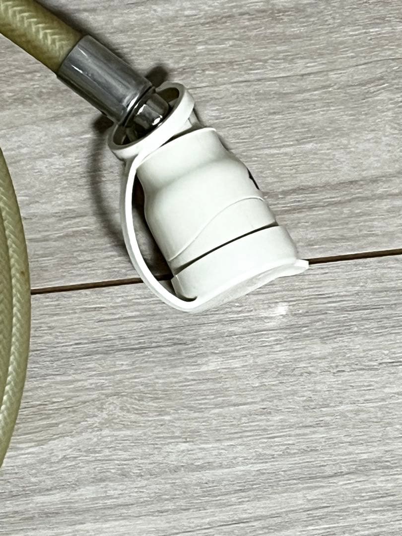 ガスファンヒーター ホワイト コンパクト