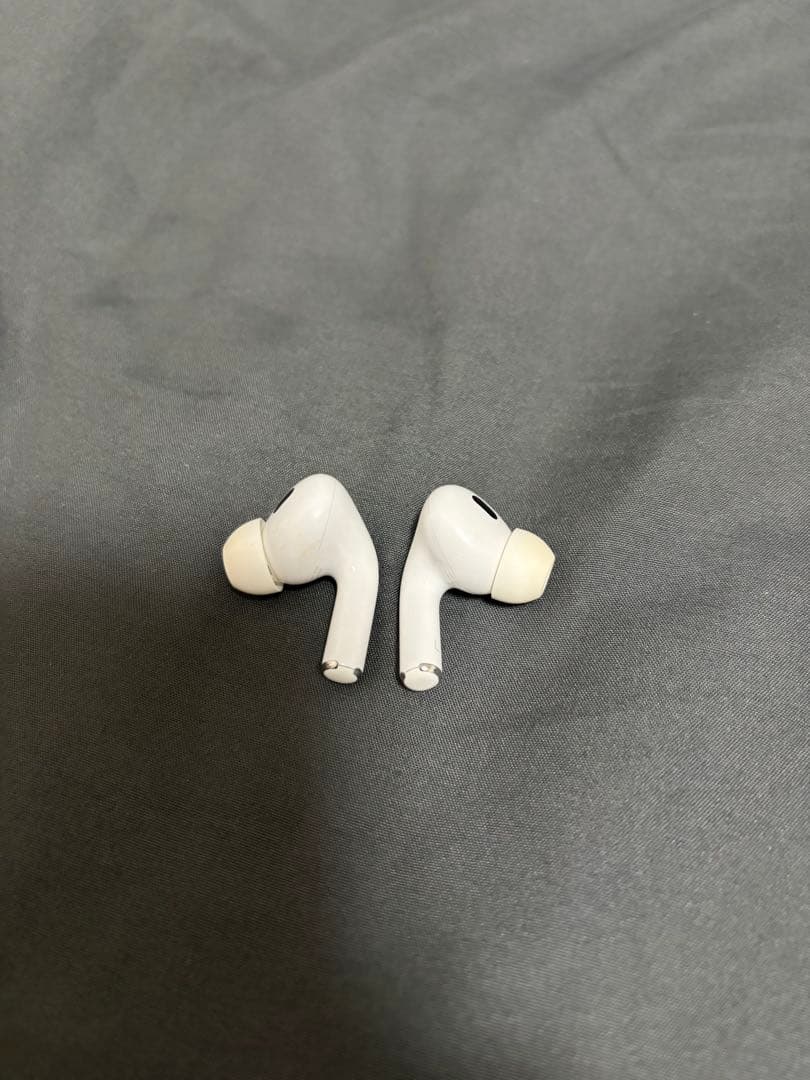 AirPods Pro (第2世代) 本体　ケース付き