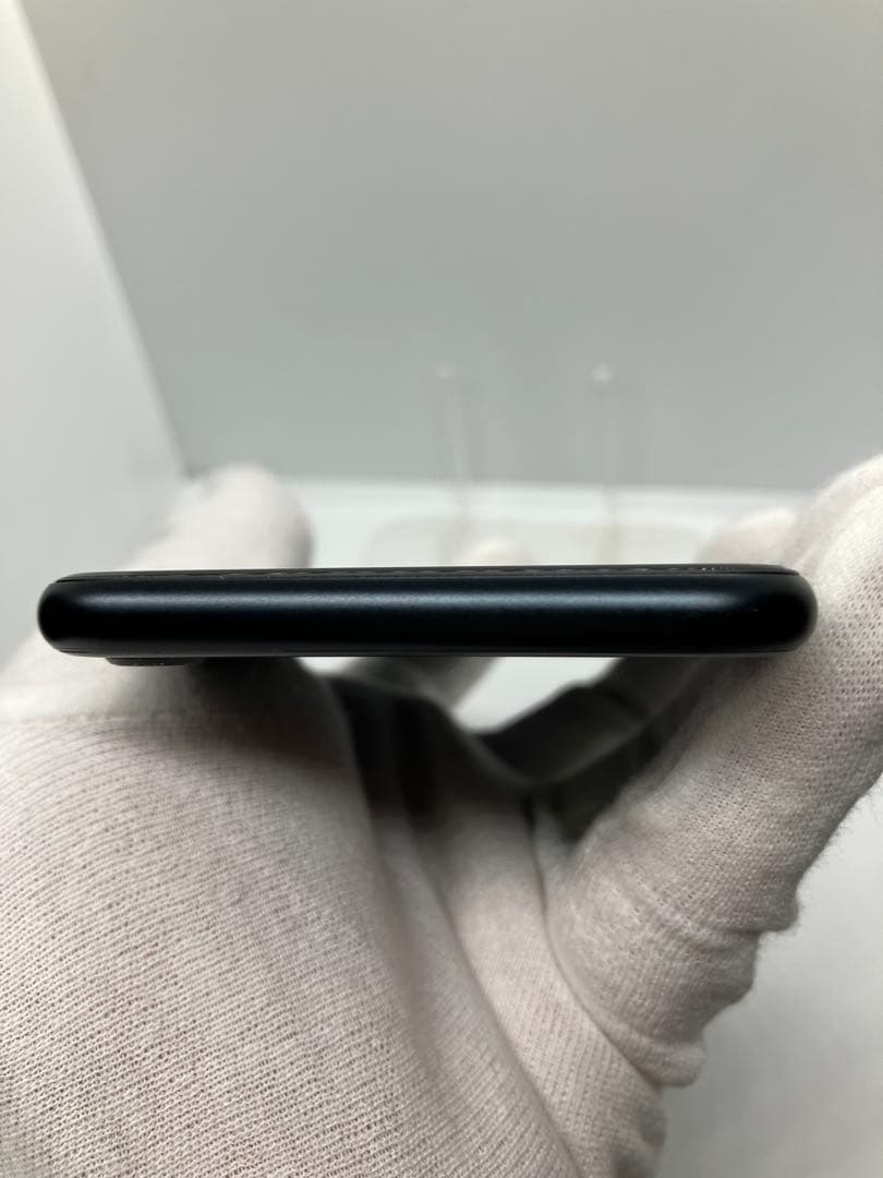 iPhone SE (第3世代) 64GB SIMフリー バッテリー100%