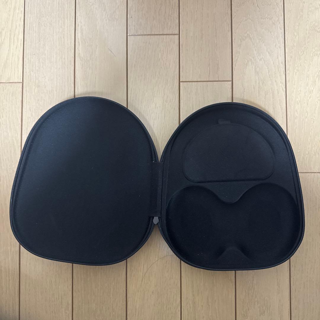 テテ着用Bose Noise Cancelling Headphones 700