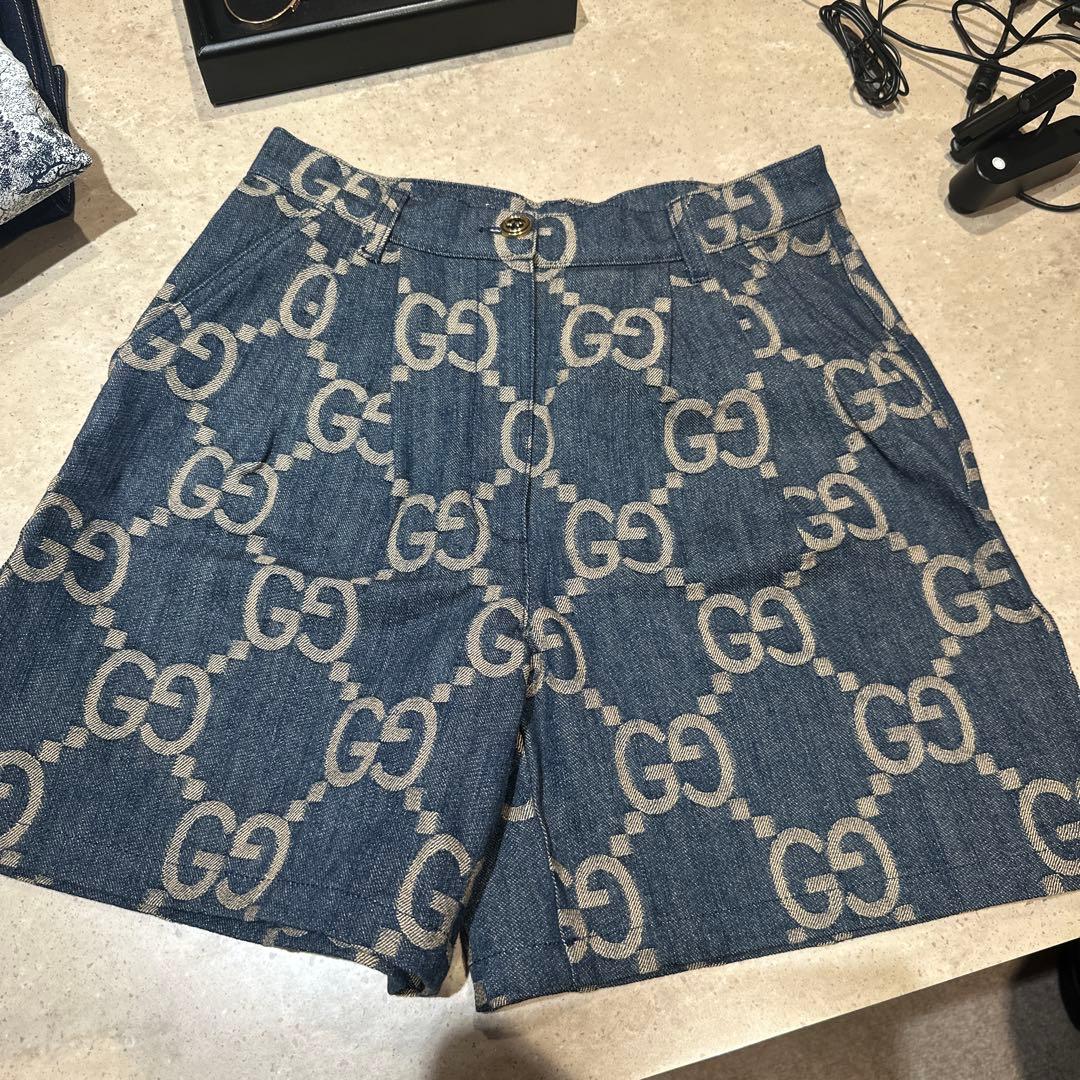 GUCCI ショートパンツ　42
