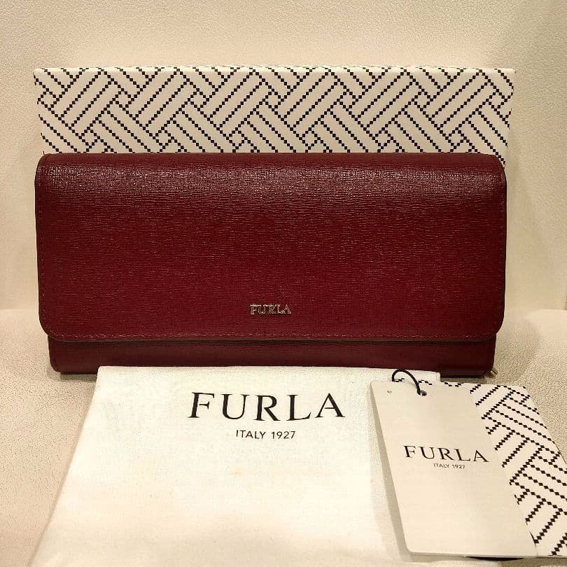 一度使用のみ極美品 FURLA 長財布 バビロン　ワインレッド　箱付き