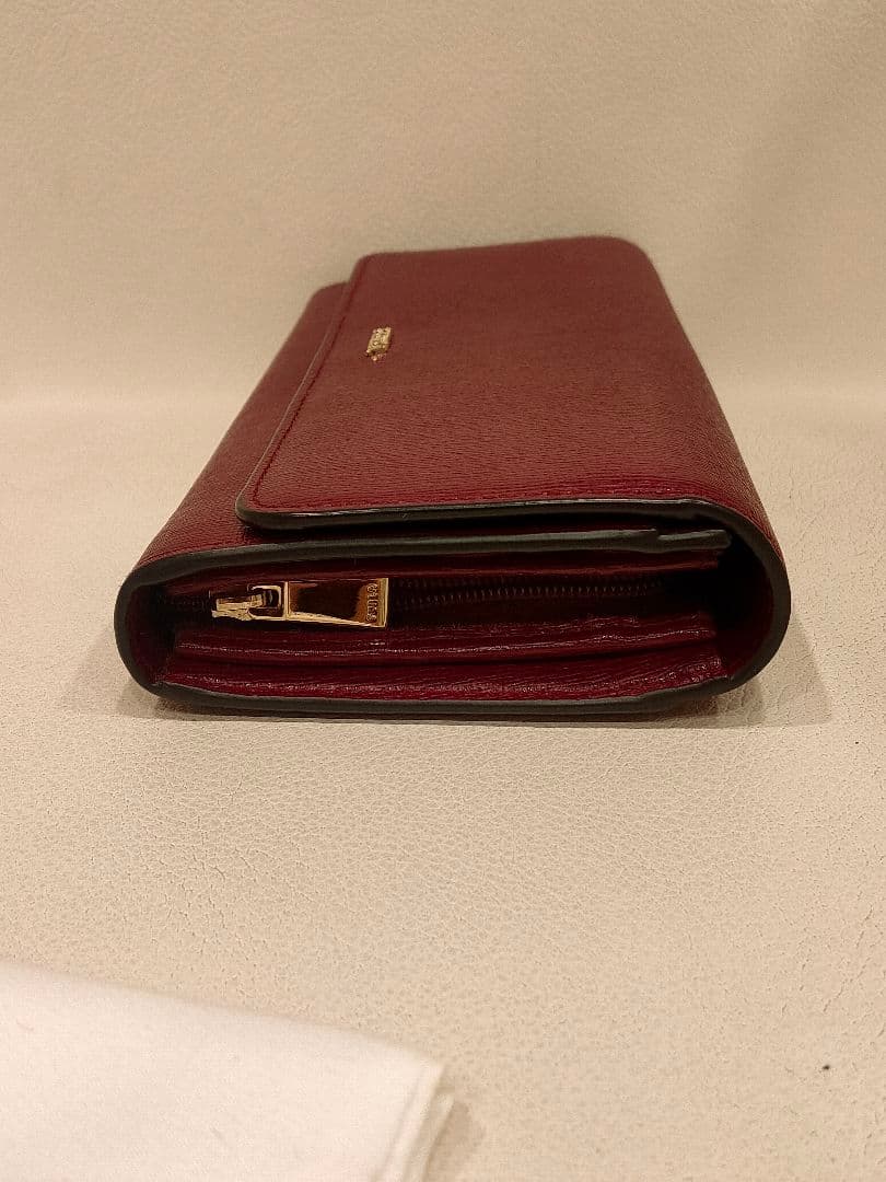 一度使用のみ極美品 FURLA 長財布 バビロン　ワインレッド　箱付き