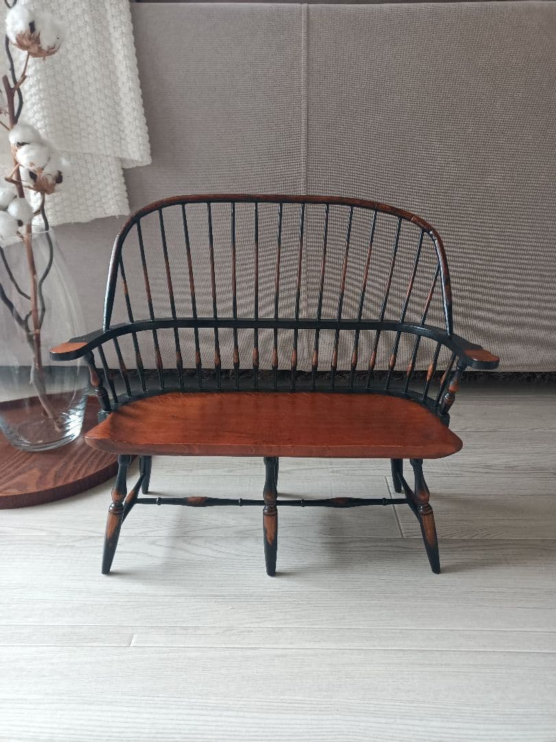 ✤ヨーロピアンアンティーク調　木製　ドールチェア　ミニチェア