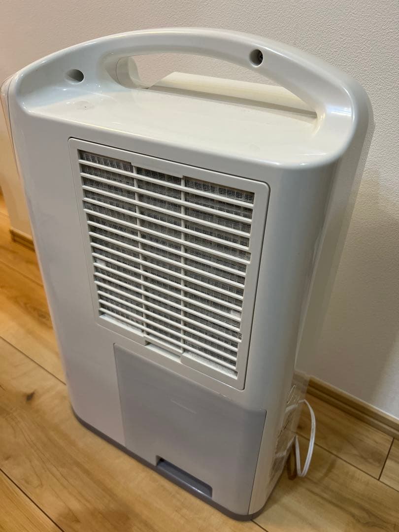 コロナ　除湿機 ホワイト