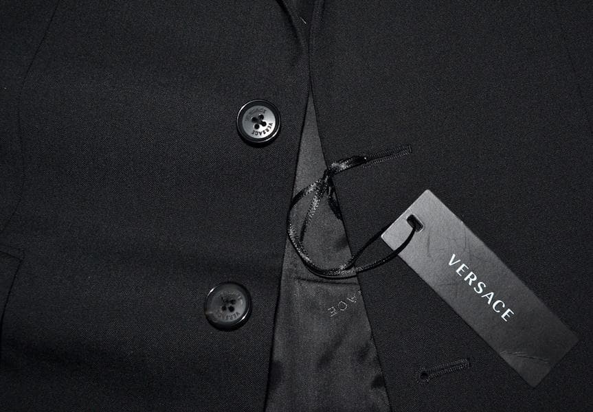 【新品】定価689,600円 VERSACE ヴェルサーチェ 現行スーツ 46