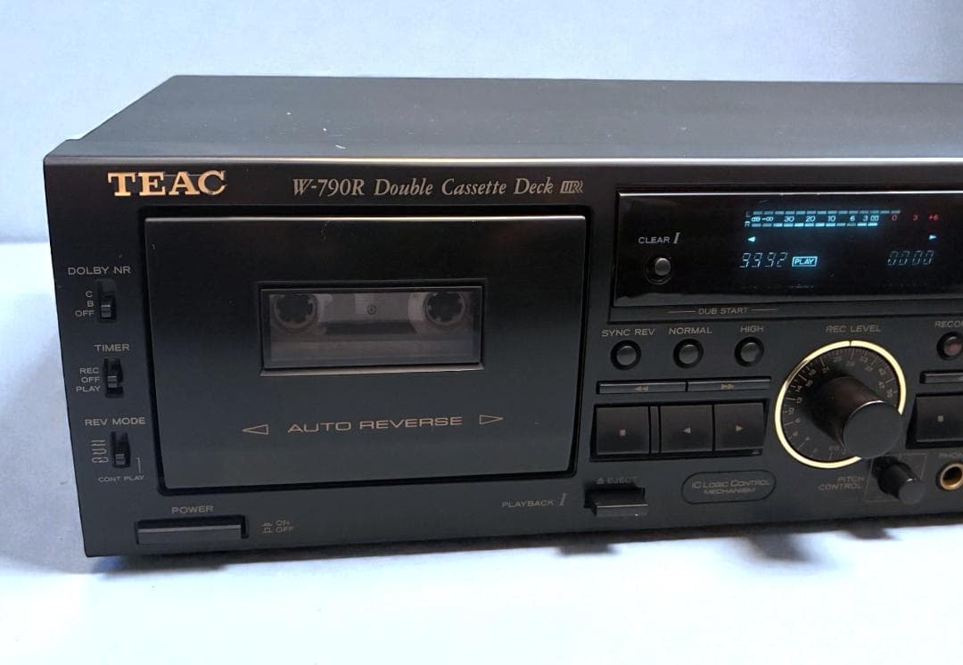 【動作OK！！】　ダブルカセットデッキ　TEAC　ティアック　W-790R　④