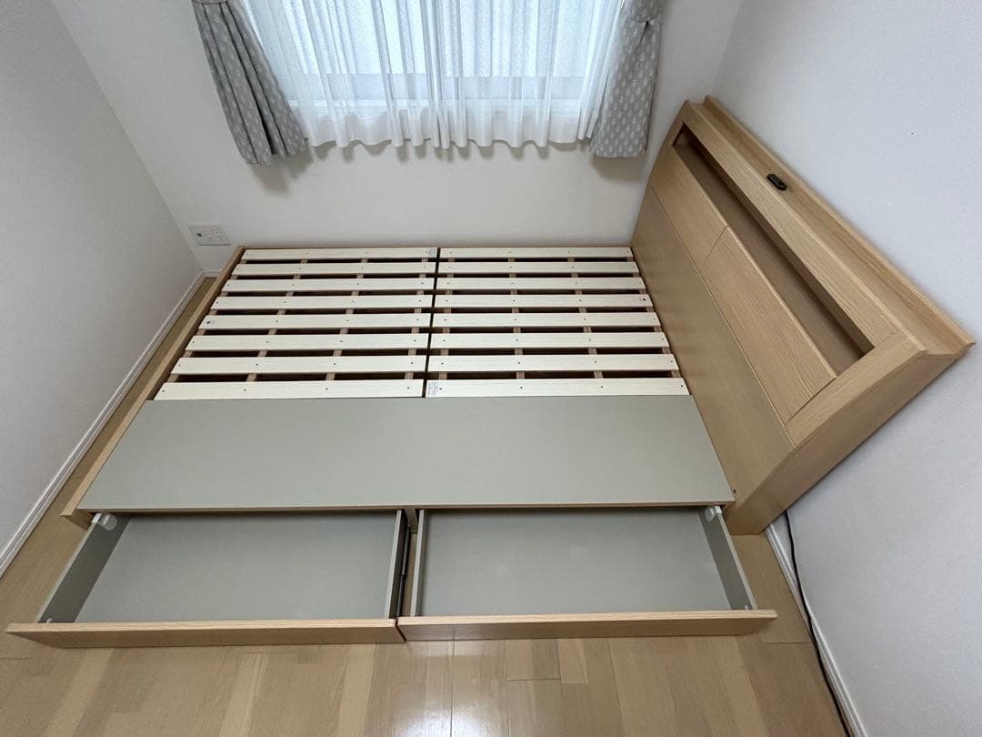 ★送料込み★ ニトリ ダブルベッドフレーム(グラン引出し付きNA)