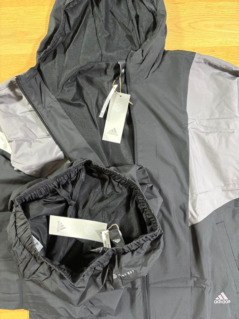 アディダス　裏起毛ウインドブレーカー上下　レディースXL 新品未使用