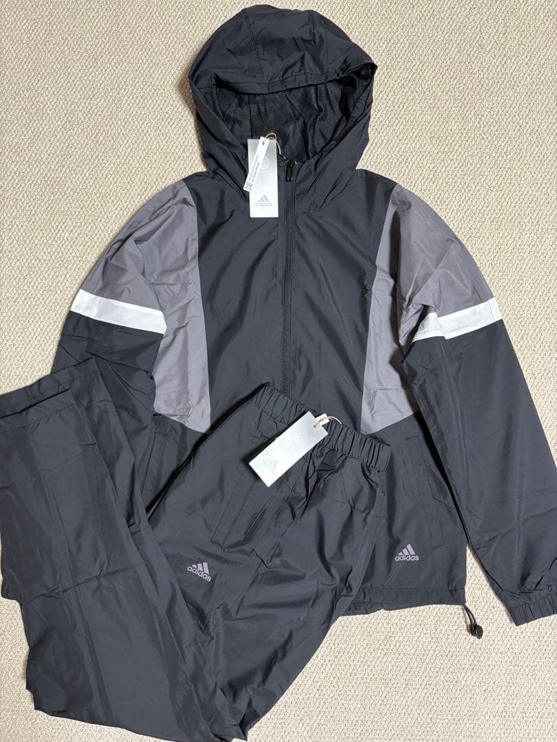 アディダス　裏起毛ウインドブレーカー上下　レディースXL 新品未使用