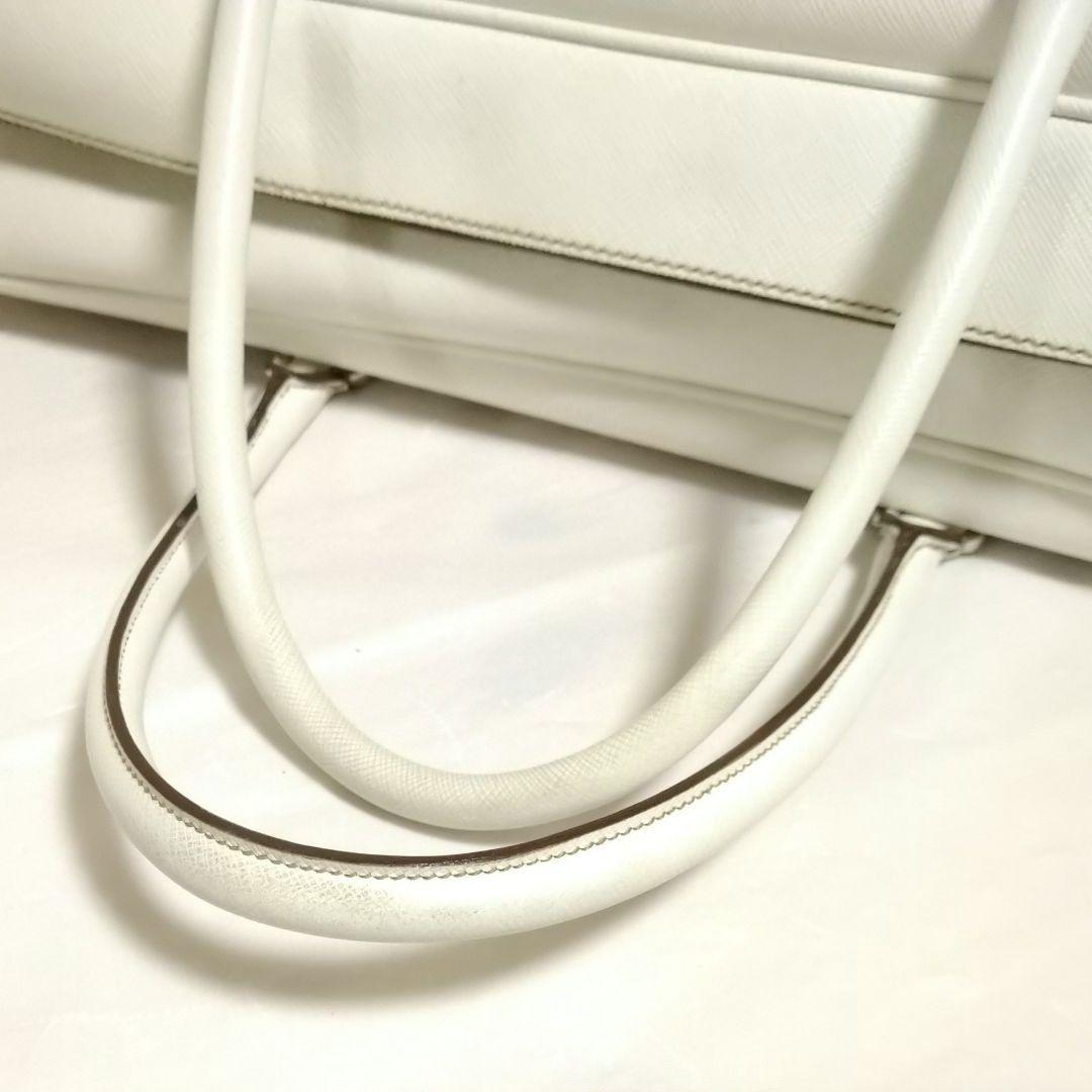 五味様 プラダ 伊勢丹購入 サフィアーノ ブリーフケース ビジネスバッグ 男女