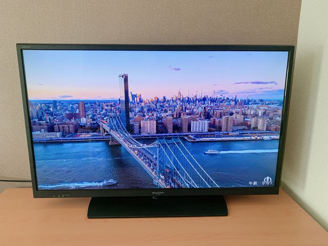 シャープ　SHARP　40v型　液晶テレビ　AQUOS　地上波BSCS　録画機能