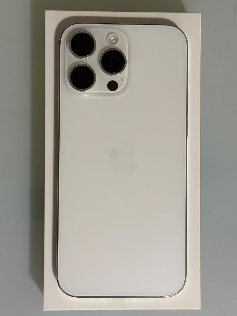 【バッテリー98%】iPhone16 ProMax ホワイトチタニウム256GB