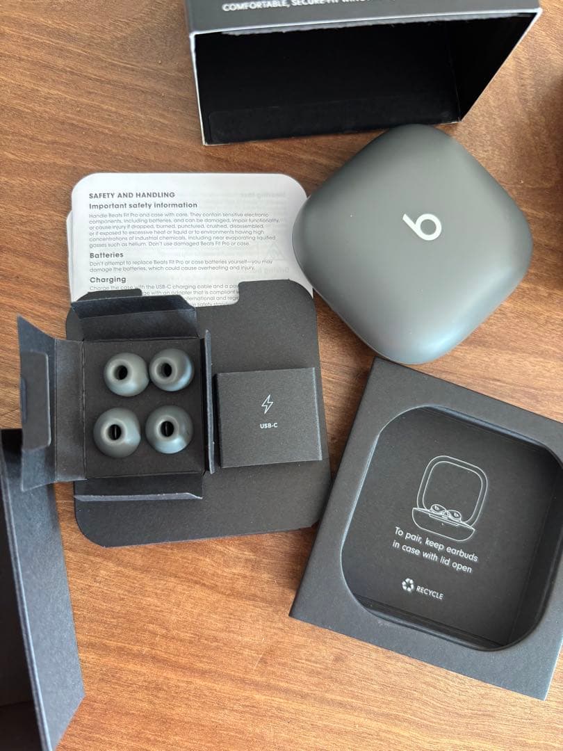 Beats Fit Pro – ワイヤレスノイズキャンセリングイヤホン