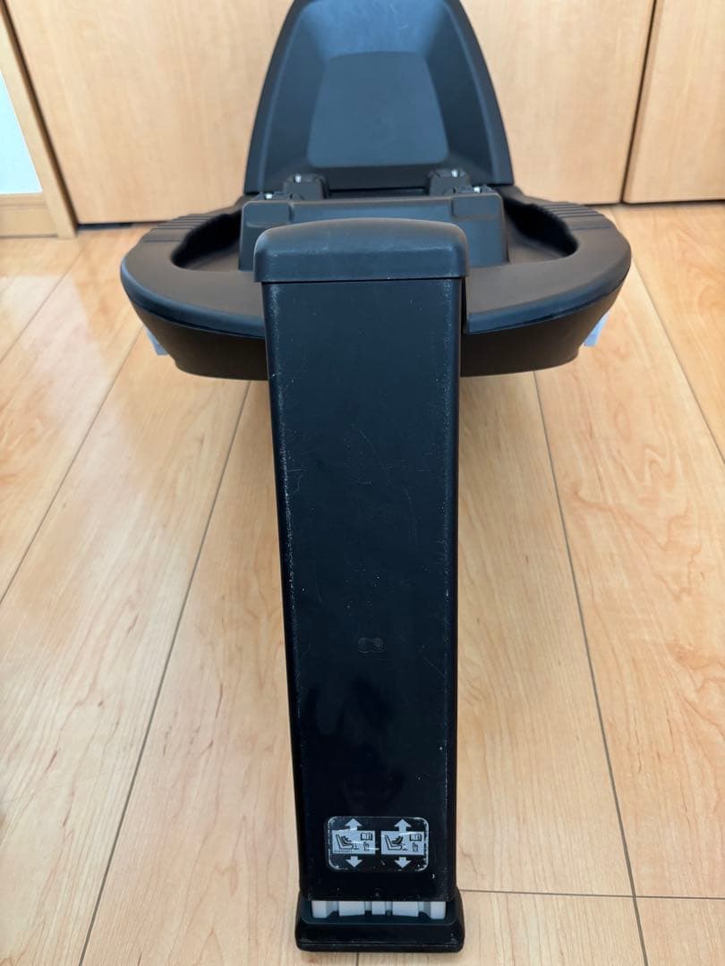 チャイルドシート MAXI-COSI FamilyFix2 ISOFIX